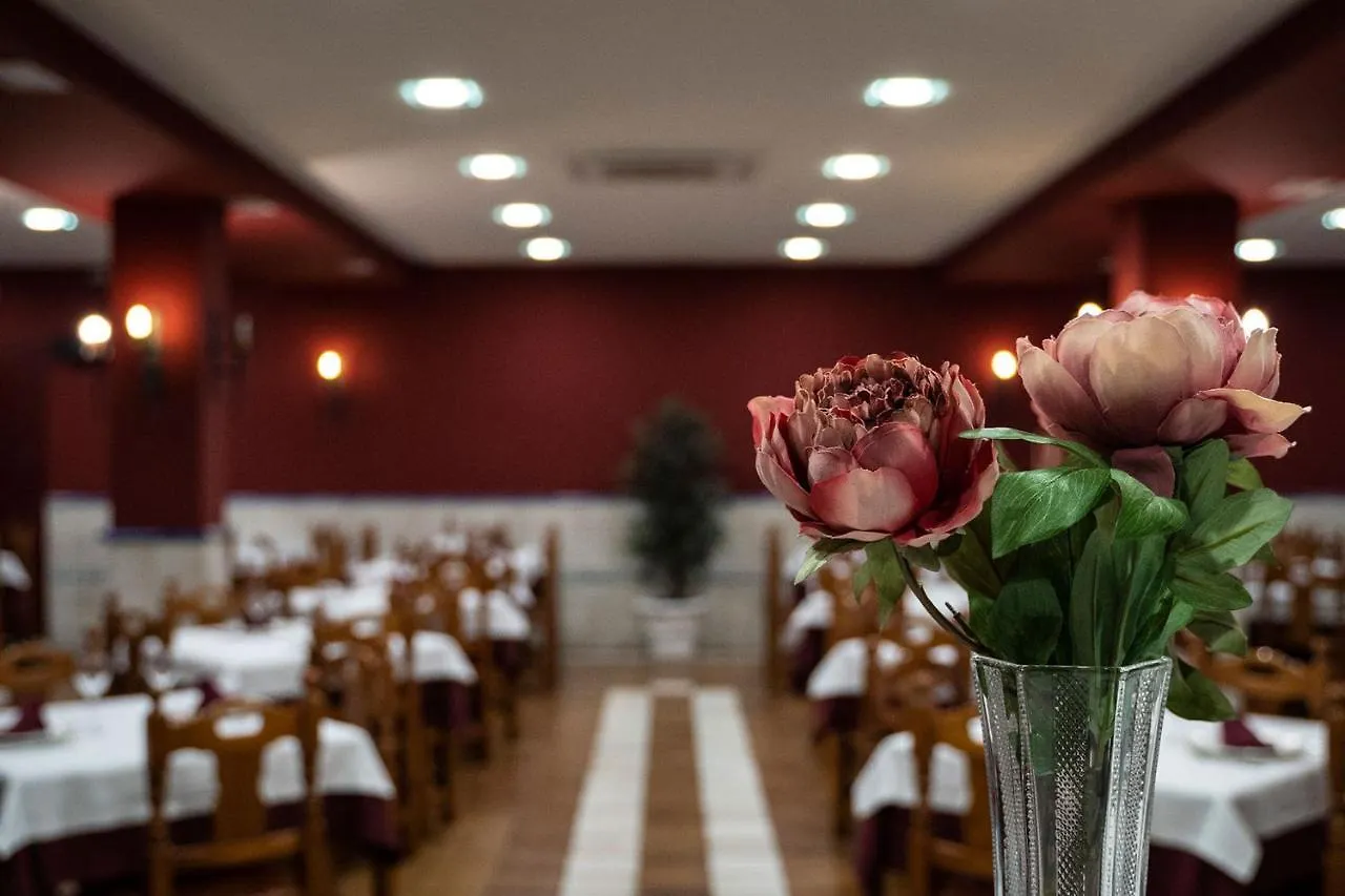 ** Guest house Hostal Restaurante La Bartola Santa Cruz  Spain